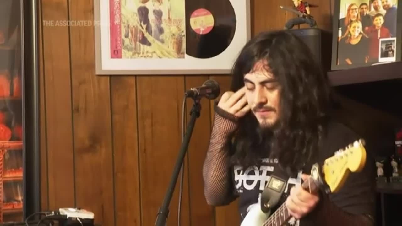 Community Colleges Facing Enrollment 'Crisis'